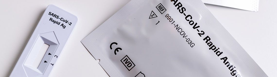 Wie entsorge ich Covid-19-Selbsttests korrekt?